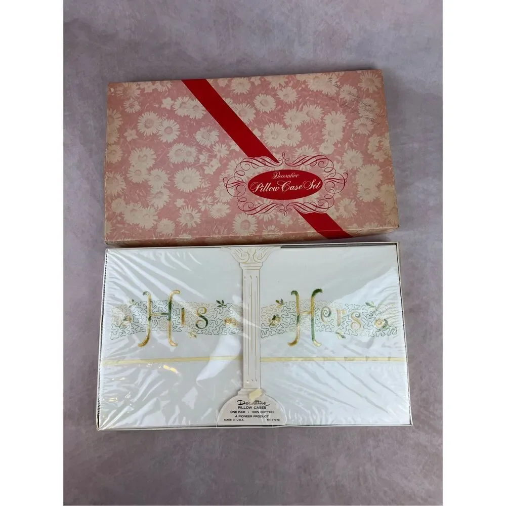 Vintage 1950s 1960s NOS Pillowcase Set